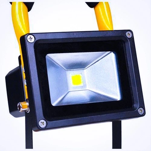 Rechargeable cordless portable led flood light - Image 4