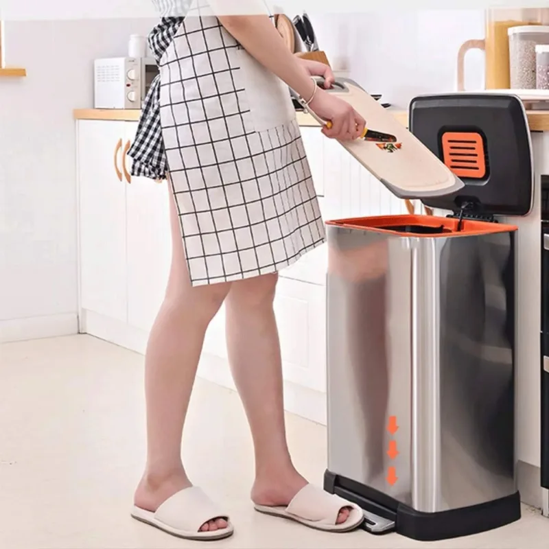 Stainless Steel Step Trash Bin with Control System Pedal – 20L and 13L - Image 5